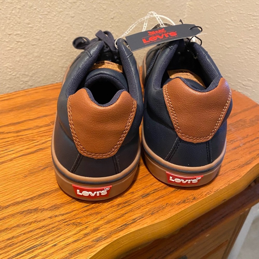 Crocs & Levi’s. Men’s brand new, never worn shoes.